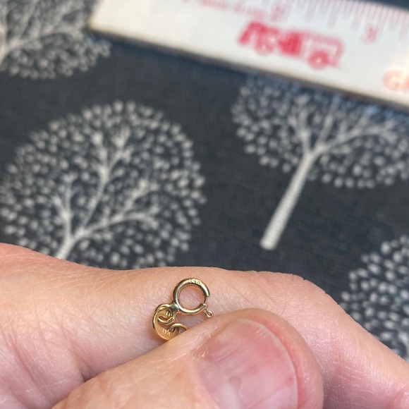 Elegant 14K (Solid) Yellow Gold Bracelet with Charm - Picture 6 of 7